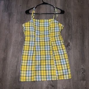 Yellow plain dress